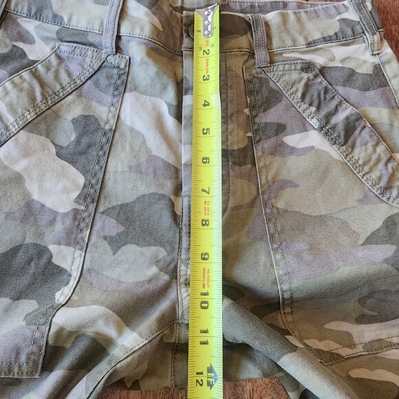 Pilcro Pants Womens 28 Green Camo Cargo Crop Straight Leg Stretch Casual Utility - Picture 13 of 15